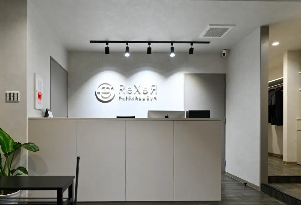 レクサー天六店